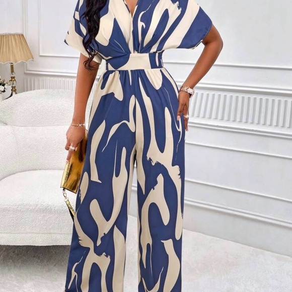 SHEIN Pants - Stylish Blue and Cream Jumpsuit